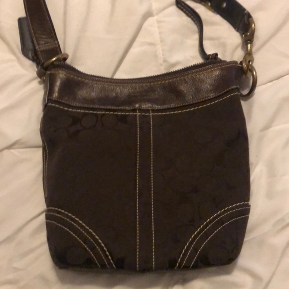 Purse - Picture 2 of 5